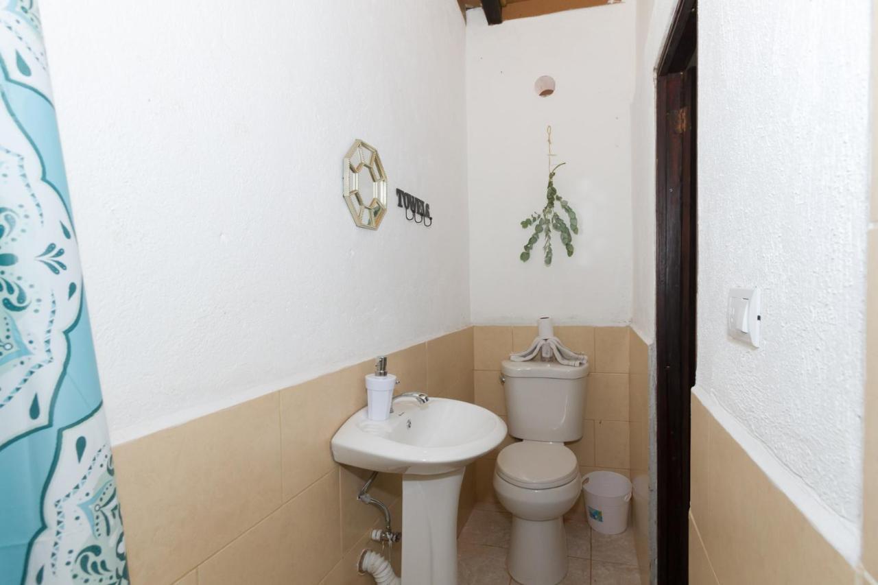 Bed and Breakfast Casa Tamarindo Antigua Exterior foto